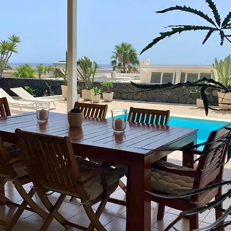 Dois Mares * プエルト・カレロ