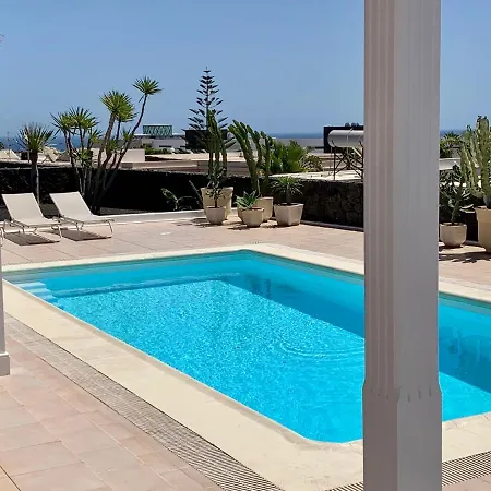 Dois Mares * プエルト・カレロ