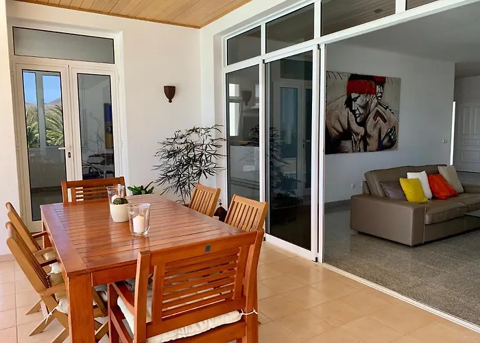 Dois Mares * 卡列罗港