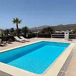 Dois Mares Villa