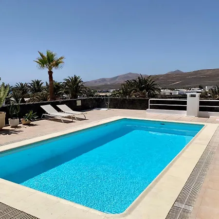 Dois Mares Villa