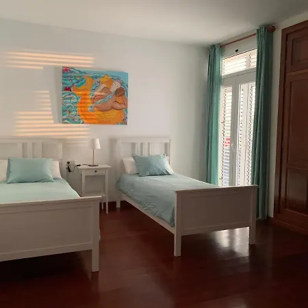 Dois Mares Villa *