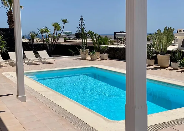 Dois Mares * Puerto Calero